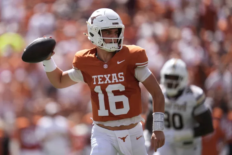 Ohio State, Texas clash Saturday
